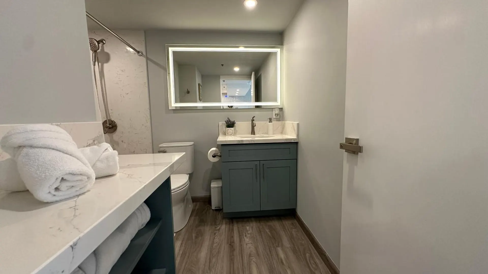 New Aloha Waikiki Ilikai Hotel Condo Free Parking Honolulu USA